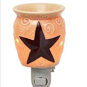 Scentsy Wall Plug In Warmer for Wax Tarts
